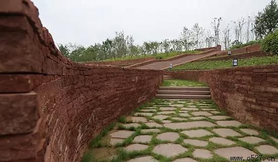 ��Ǩ���˹�˾